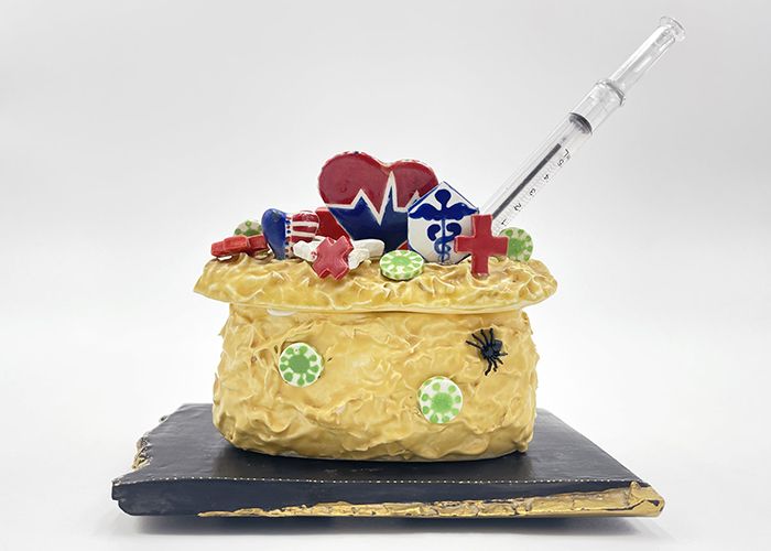 America’s Healthcare Professionals’ Cake, 2021, by Joan Takayama-Ogawa. Photograph by Madison Metro.